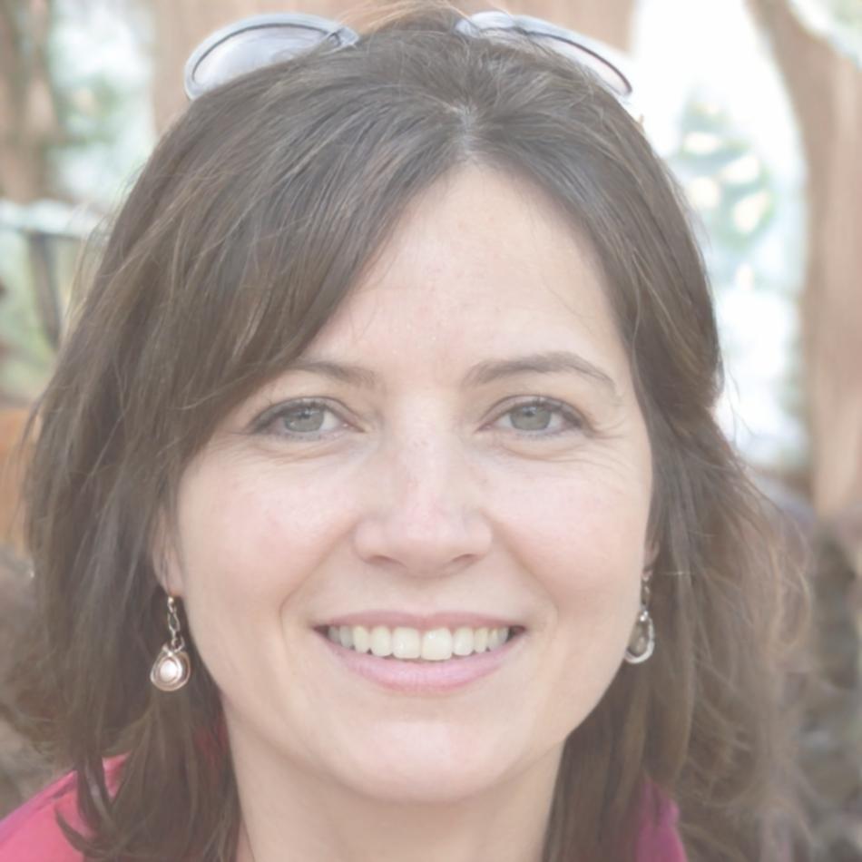 Portrait d'Apolline Dubois, consultante en sécurité fintech